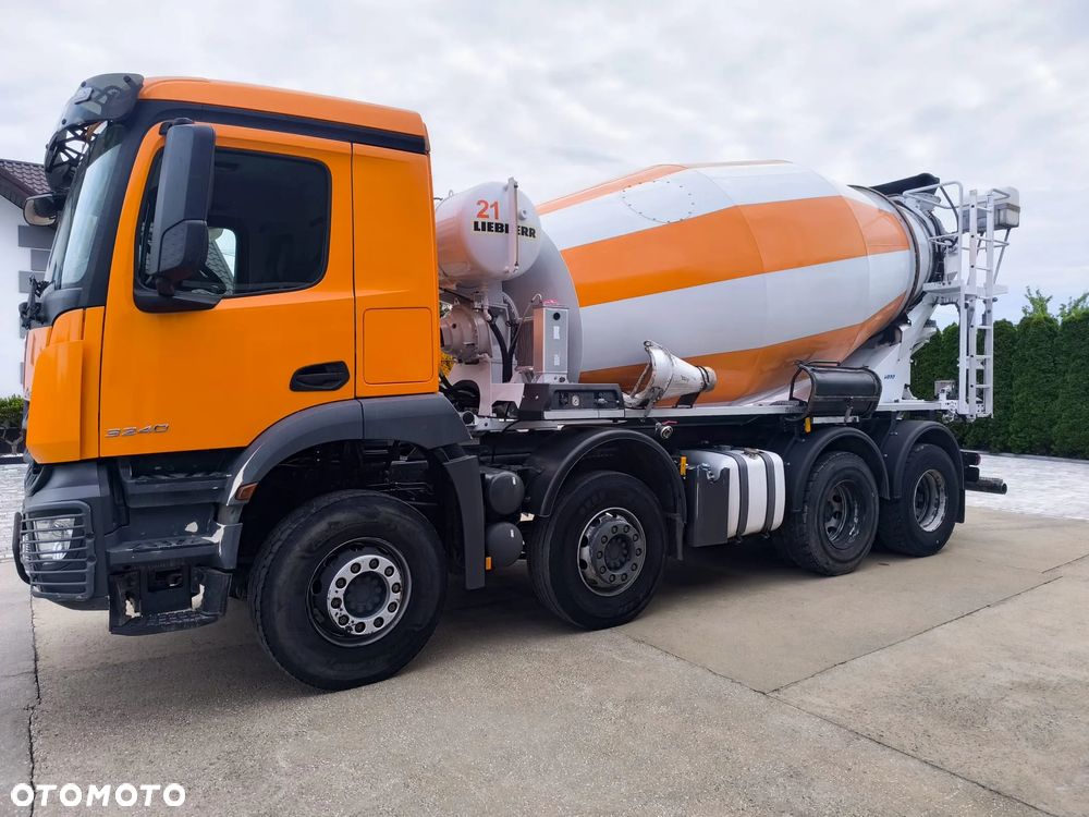 Mercedes-Benz Arocs - 4