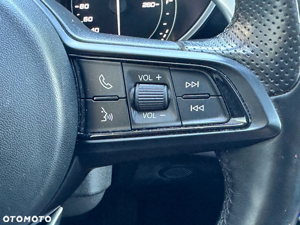 Alfa Romeo Giulia 2.2 D Turbo Super - 21