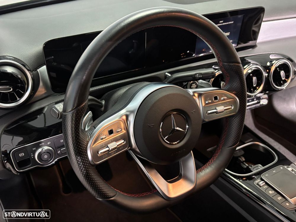 Mercedes-Benz A 250 e 8G-DCT AMG Line - 17