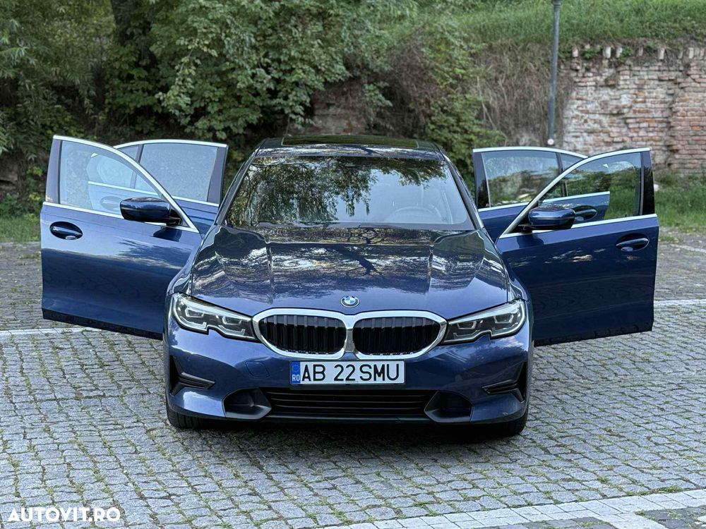 BMW Seria 3 330i GT AT - 5