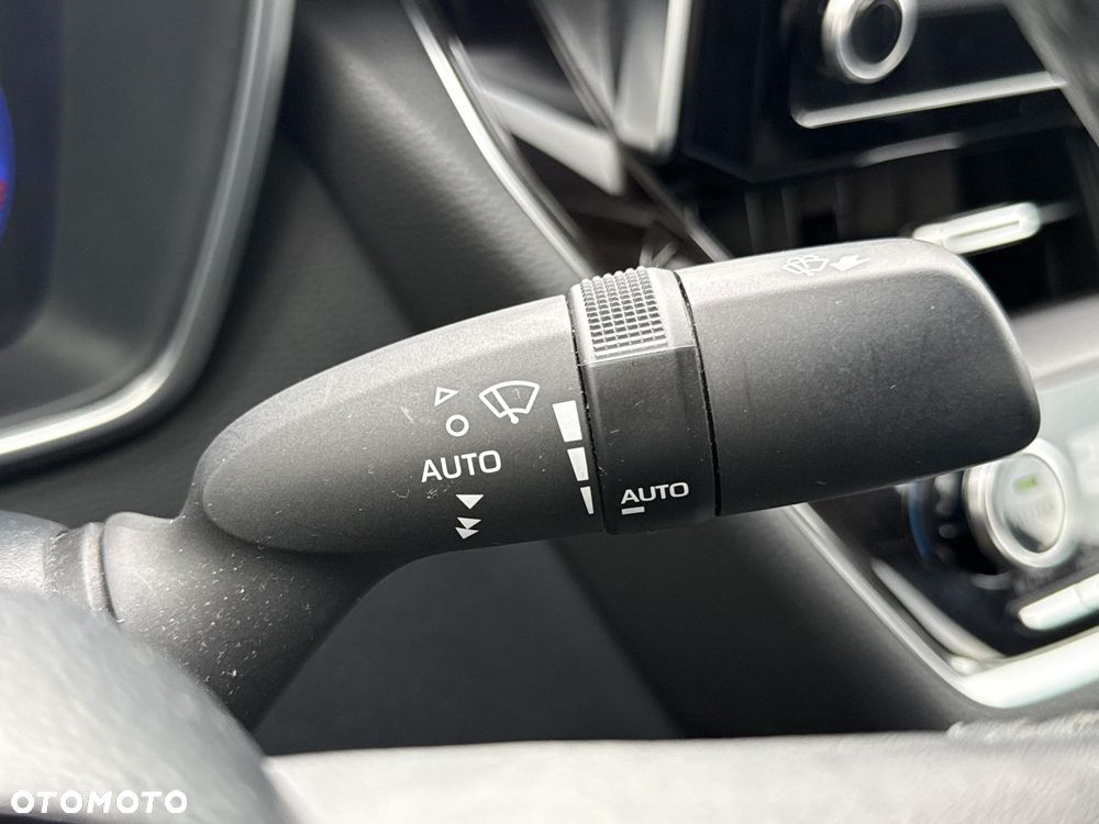 Toyota Corolla 1.6 Comfort - 21