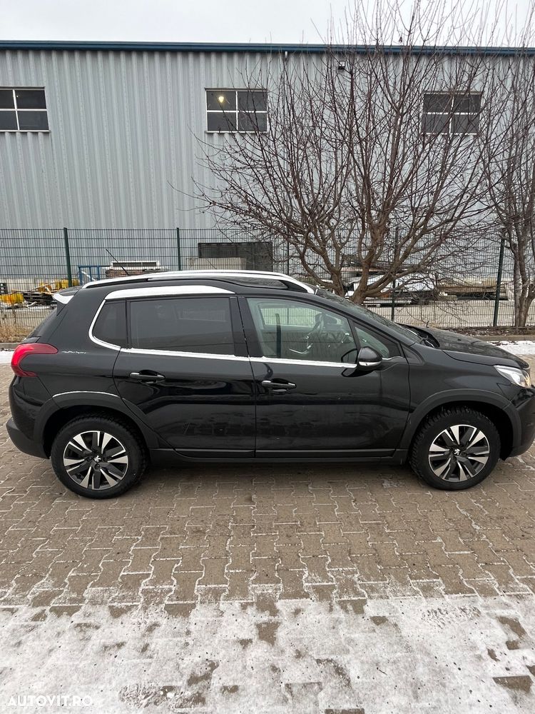 Peugeot 2008 1.2 PureTech Turbo S&S Allure - 2