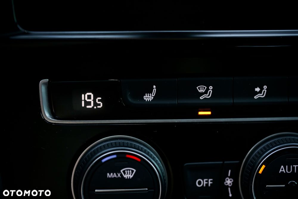 Volkswagen Golf GTI (BlueMotion Technology) DSG - 28