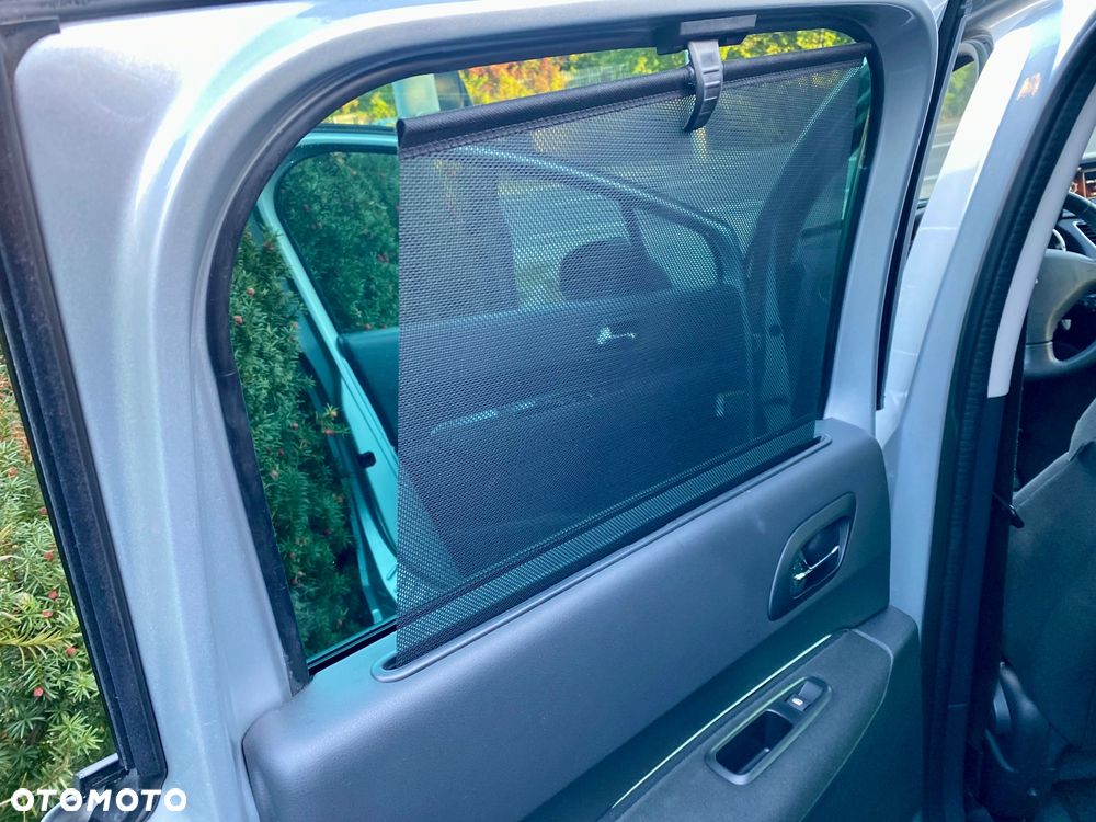 Peugeot 3008 1.6 HDi Style - 18