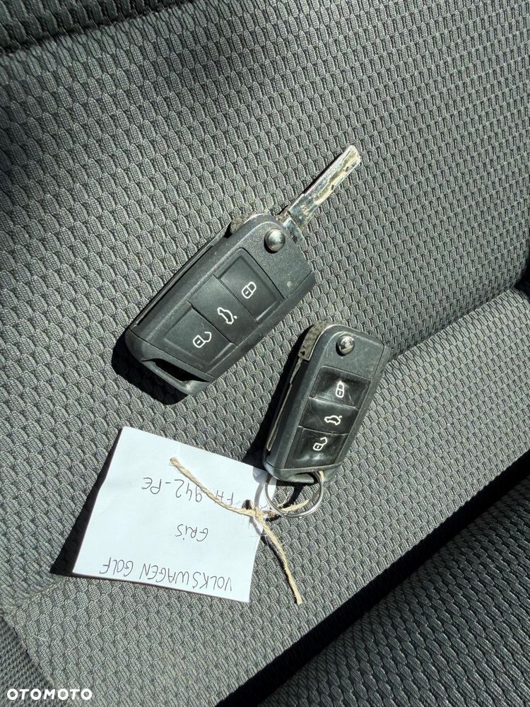 Volkswagen Golf 1.6 TDI BMT Comfortline - 16
