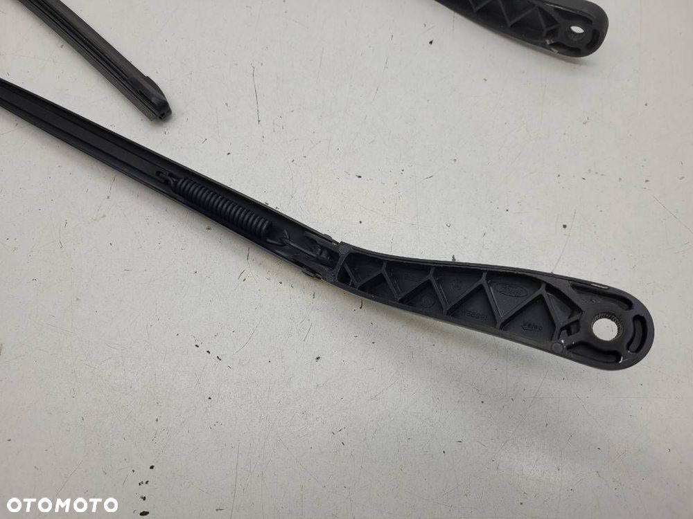 RAMIĘ WYCIERACZKI PRZÓD LEWE PRAWE KOMPLET TRANSIT TOURNEO COURIER - 11