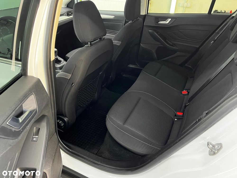 Ford Focus 1.5 EcoBlue STart-Stopp-System TITANIUM X - 14