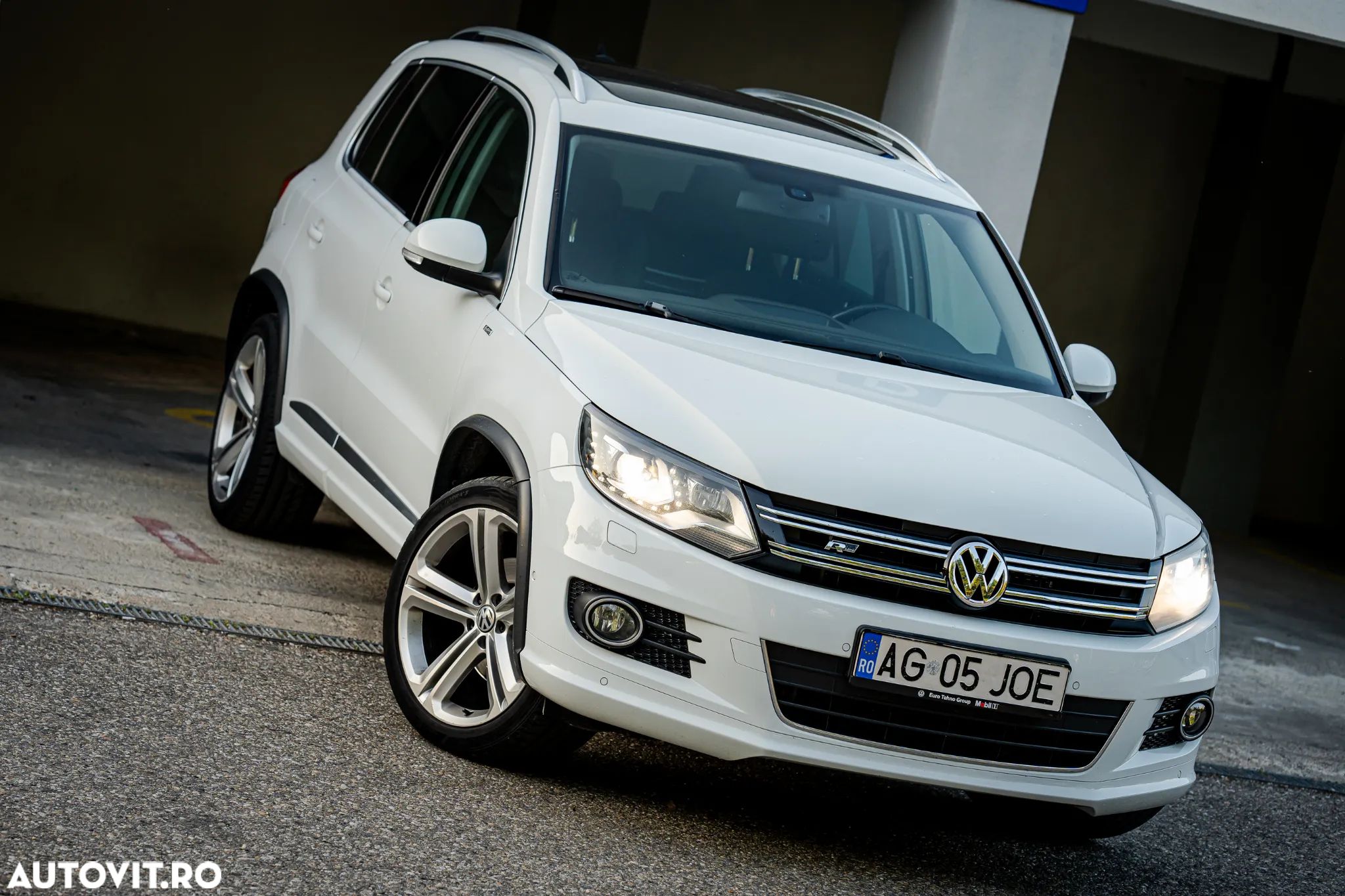 Volkswagen Tiguan 2.0 TDI DPF 4Motion BlueMotion Technology DSG Cup Sport & Style - 1