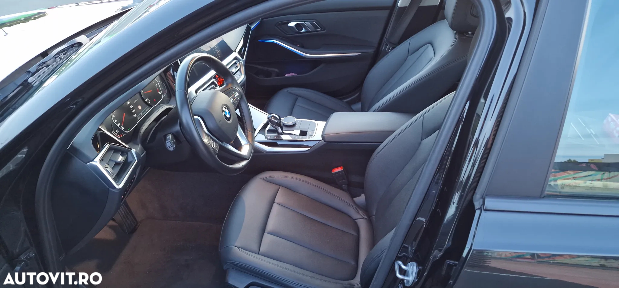 BMW Seria 3 318d AT MHEV - 16