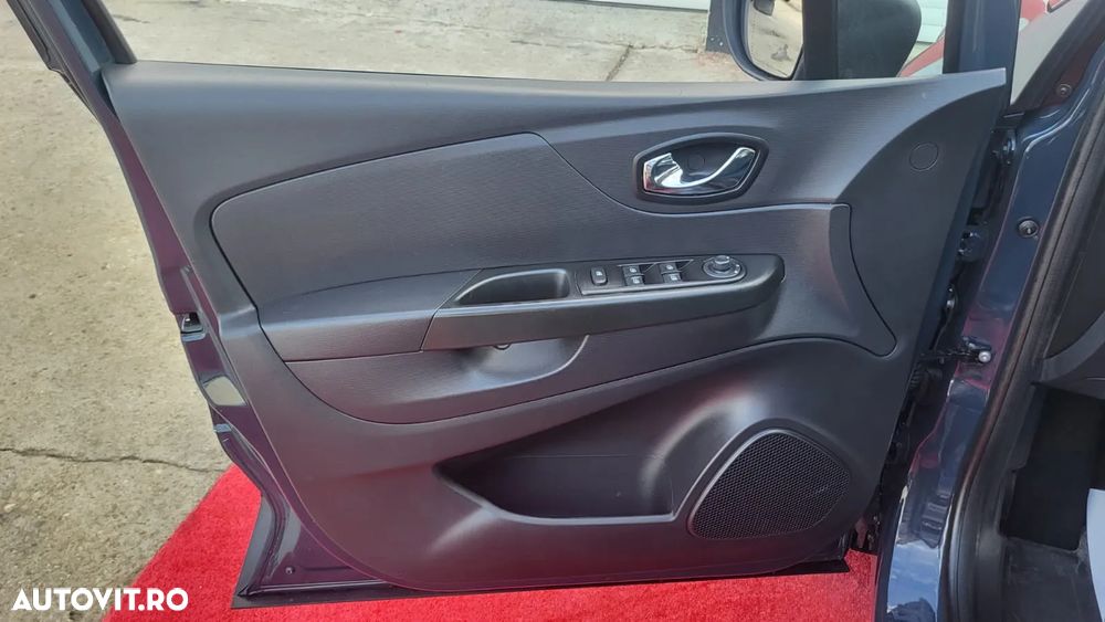 Renault Captur (ENERGY) TCe 90 INTENS - 10
