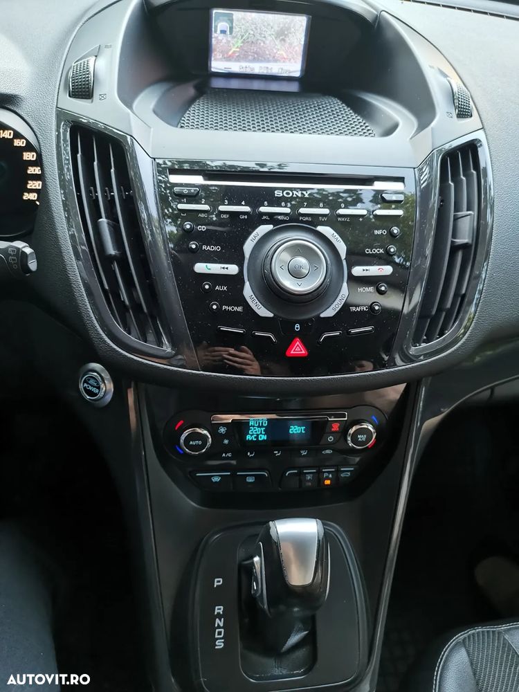 Ford Kuga 2.0 TDCi 4WD Powershift Titanium - 9