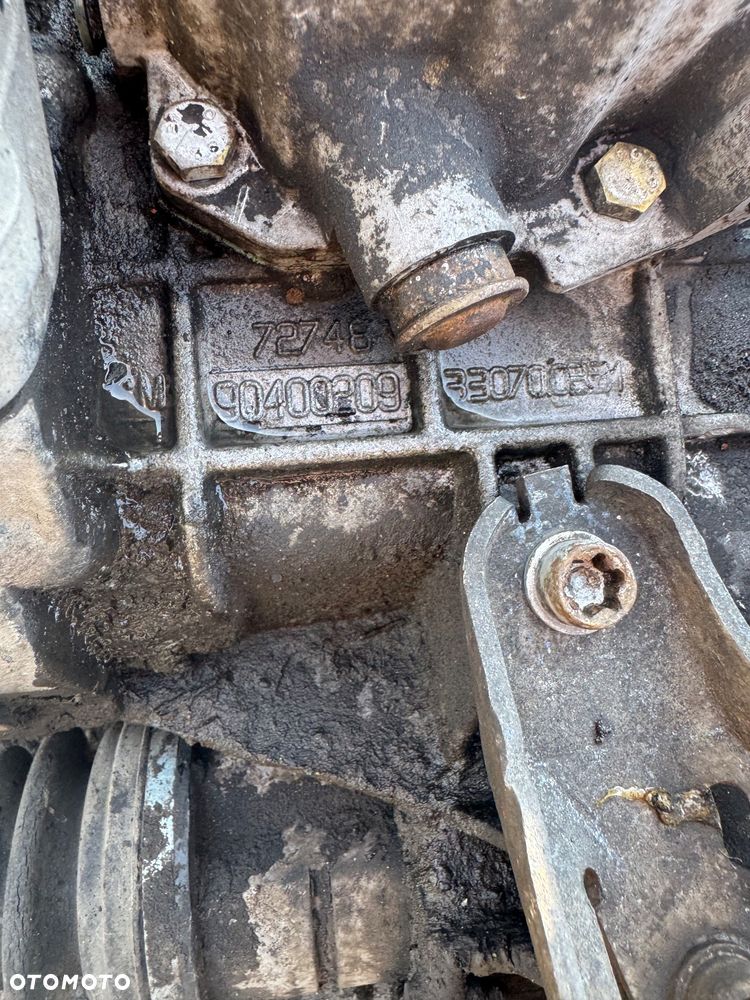Skrzynia biegów Opel combo c Corsa 1.7 90400209 330700831 72748 - 2
