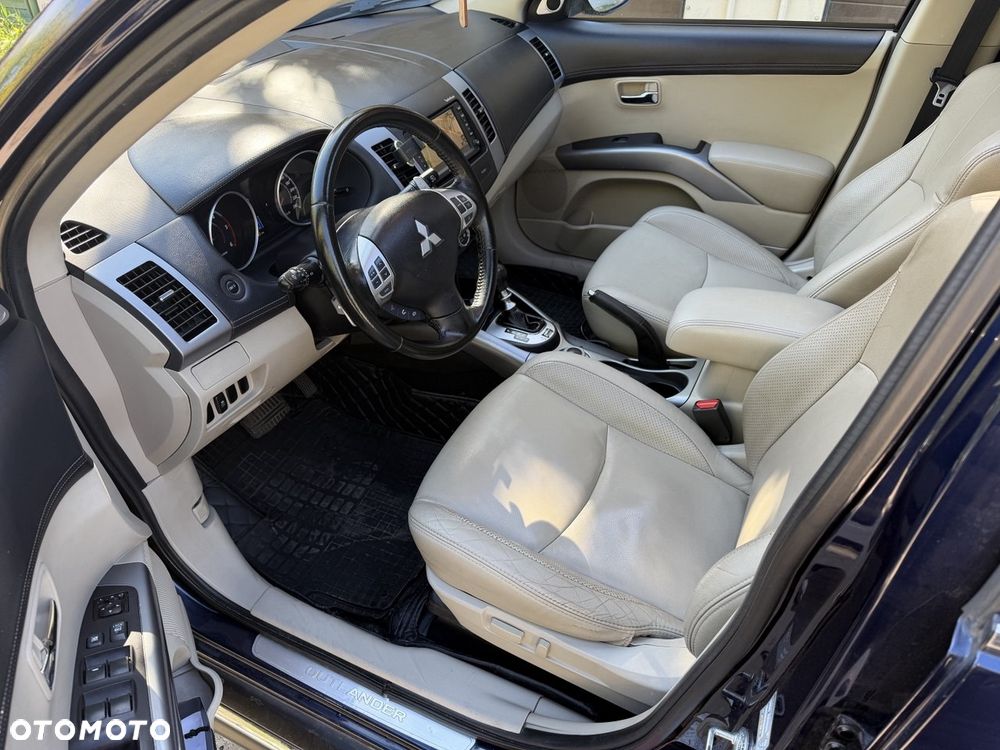 Mitsubishi Outlander 2.2 DID Intense + TC-SST - 5