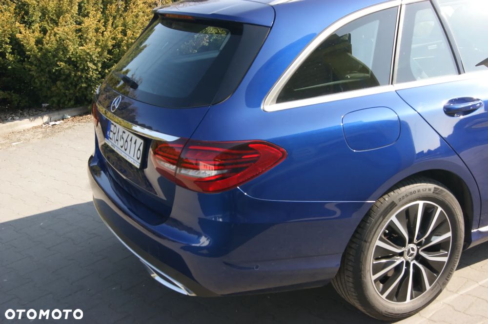 Mercedes-Benz Klasa C 220 d 9G-TRONIC Exclusive - 14