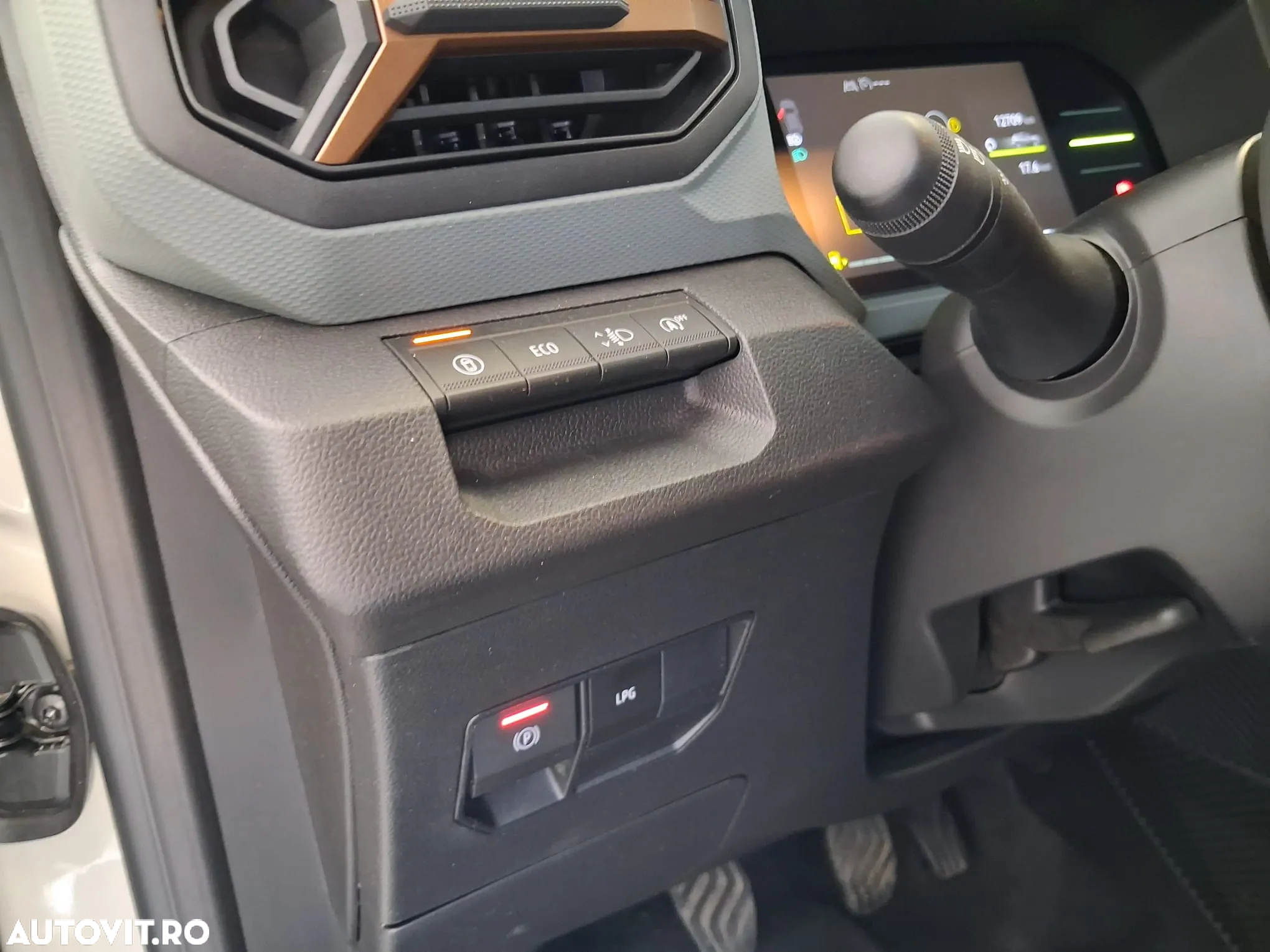 Dacia Duster ECO-G 100 Extreme - 8