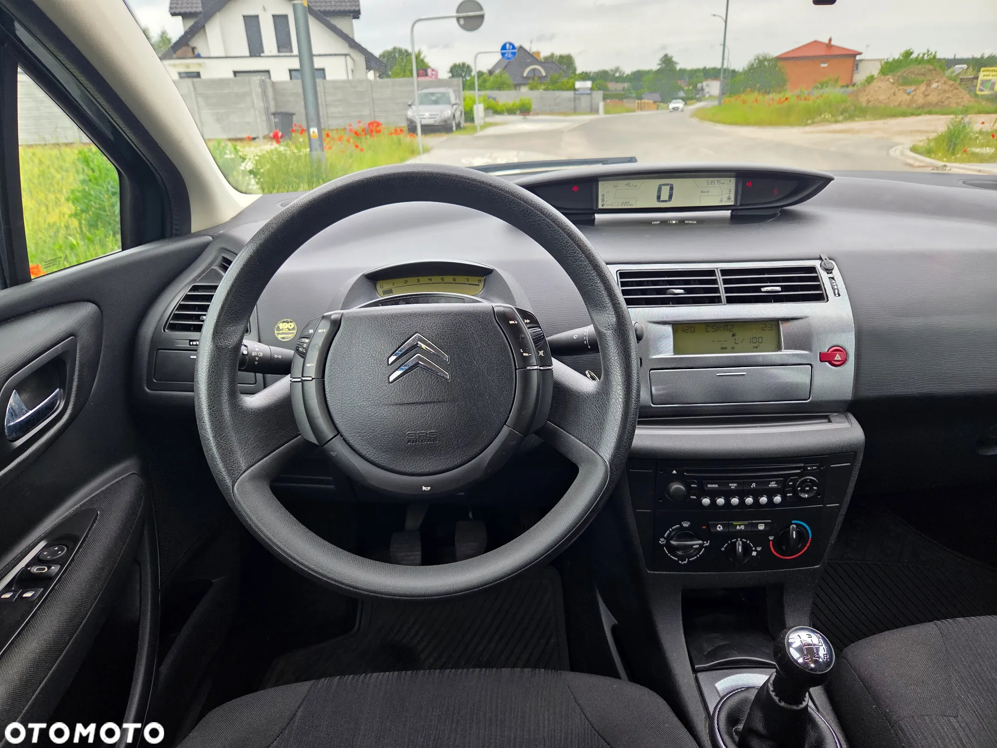Citroën C4 1.6 16V Confort - 13