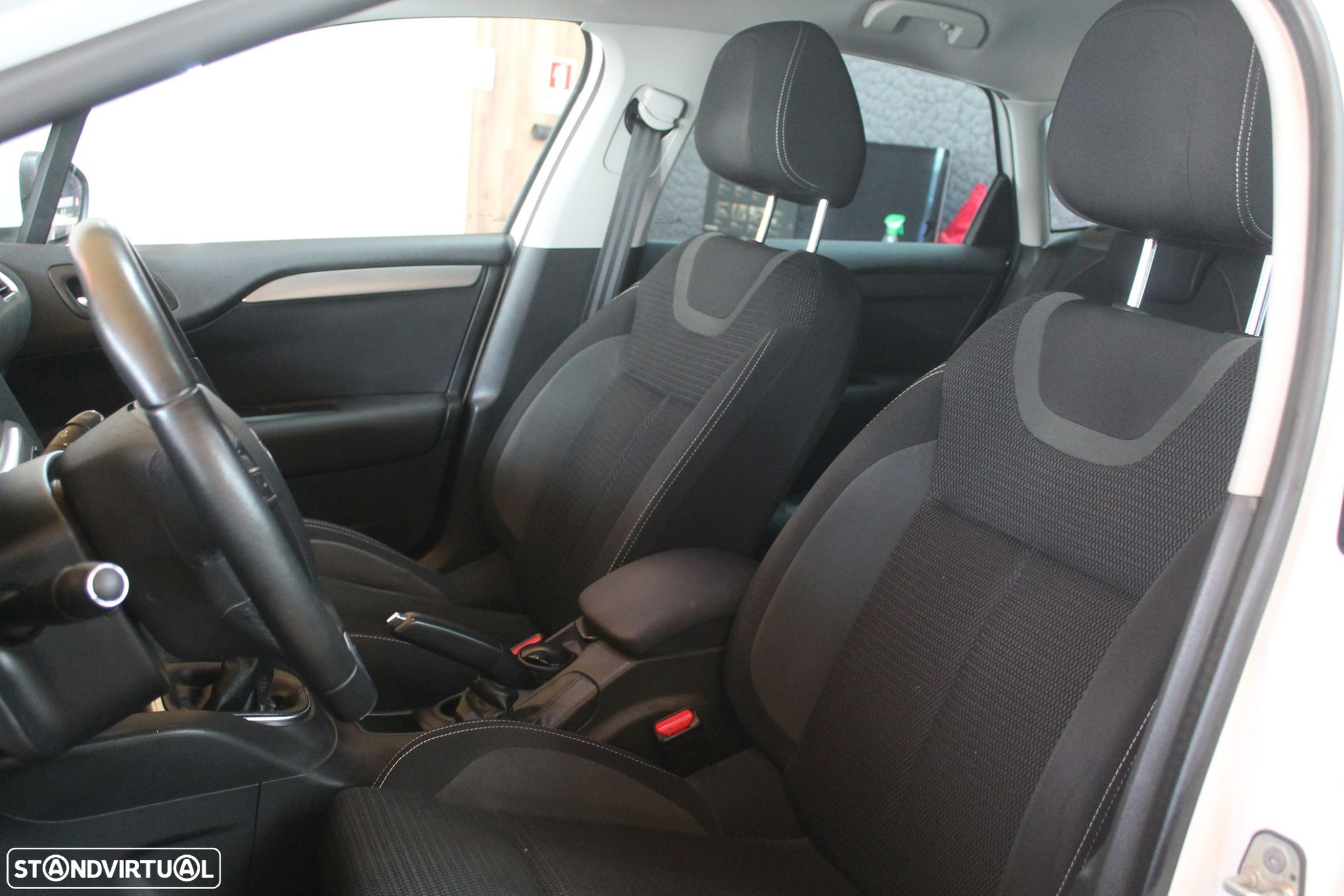 Citroën C4 PureTech 110 Live - 4