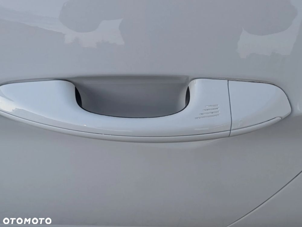 Ford S-Max 2.0 EcoBlue Titanium - 21