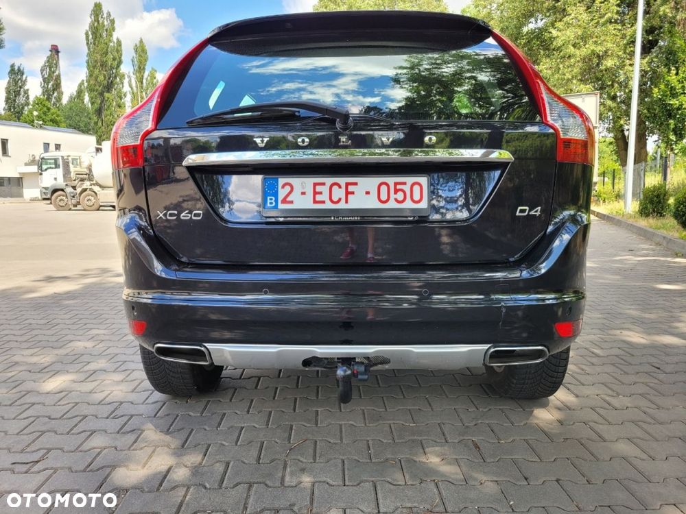 Volvo XC 60 D4 Drive-E Ocean Race - 12