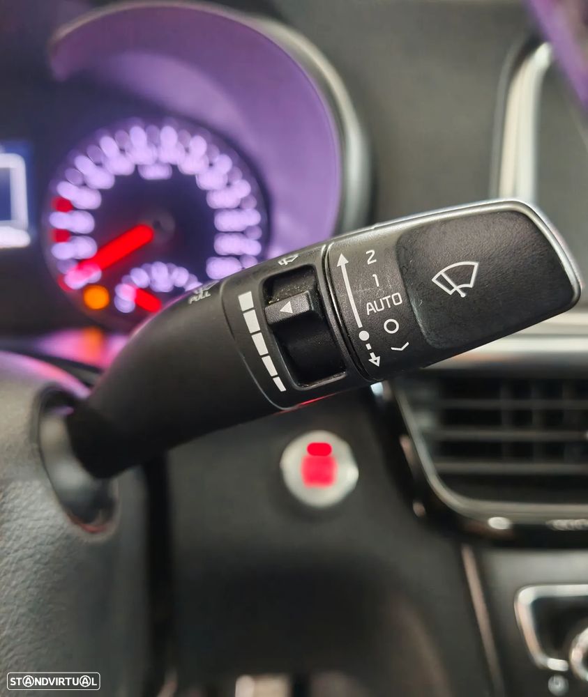 Kia Optima 1.7 CRDi TX - 20