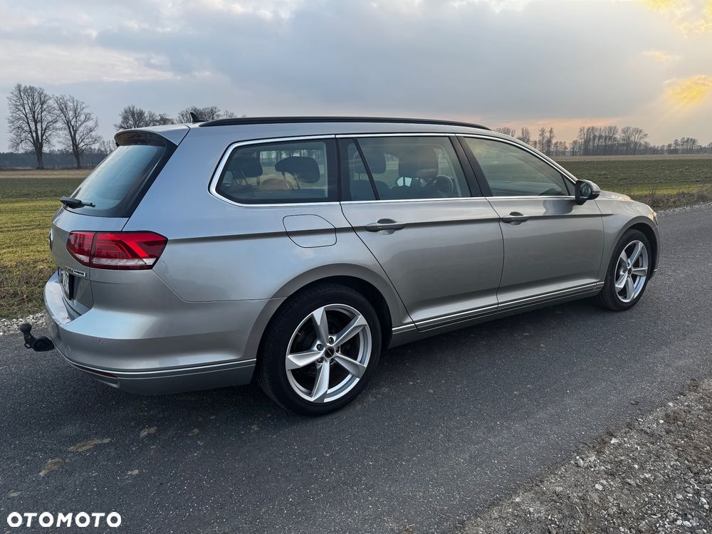 Volkswagen Passat Variant 2.0 TDI (BlueMotion Technology) Comfortline - 10