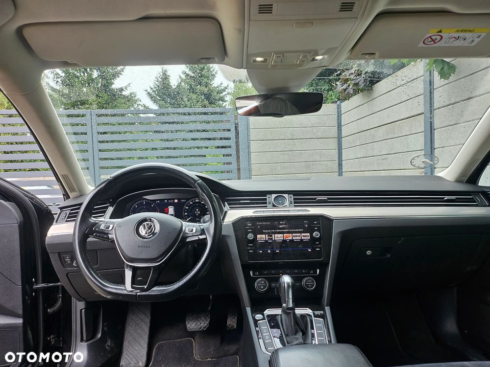 Volkswagen Passat 2.0 TDI SCR (BlueMotion Technology) DSG Highline - 14