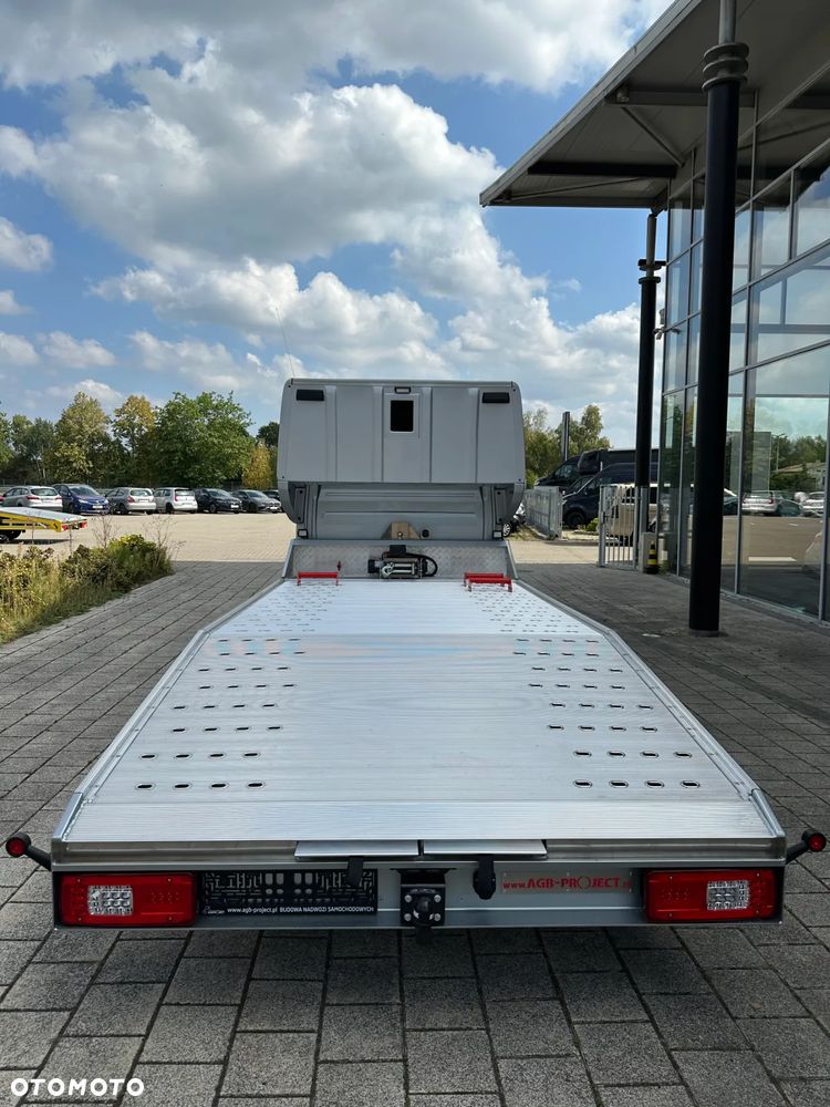 Mercedes-Benz Sprinter - 7