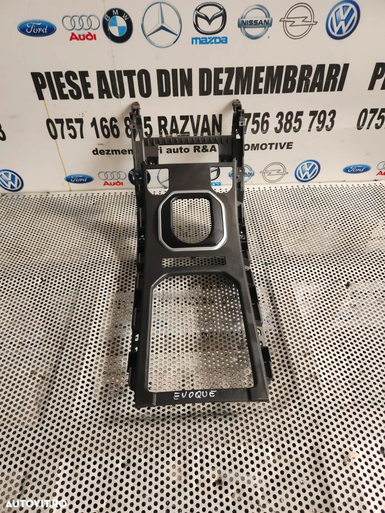 Ornament Consola Centrala Range Rover Evoque Dezmembrez Range Rover Evoque 2.2 Diesel Euro 5 - Dezm - 2
