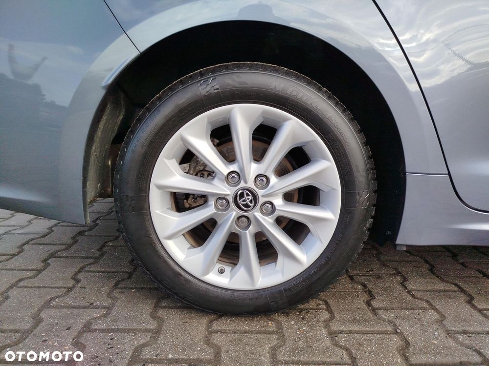 Toyota Corolla - 17