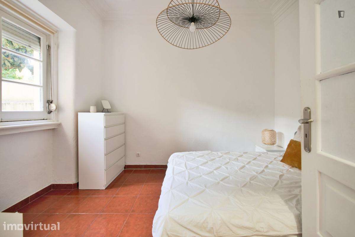 Quarto - localizado em Arroios Lisbon - Grande imagem: 2/25