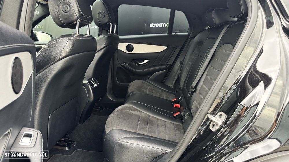 Mercedes-Benz GLC 300 de Coupe 4Matic 9G-TRONIC AMG Line Plus - 31