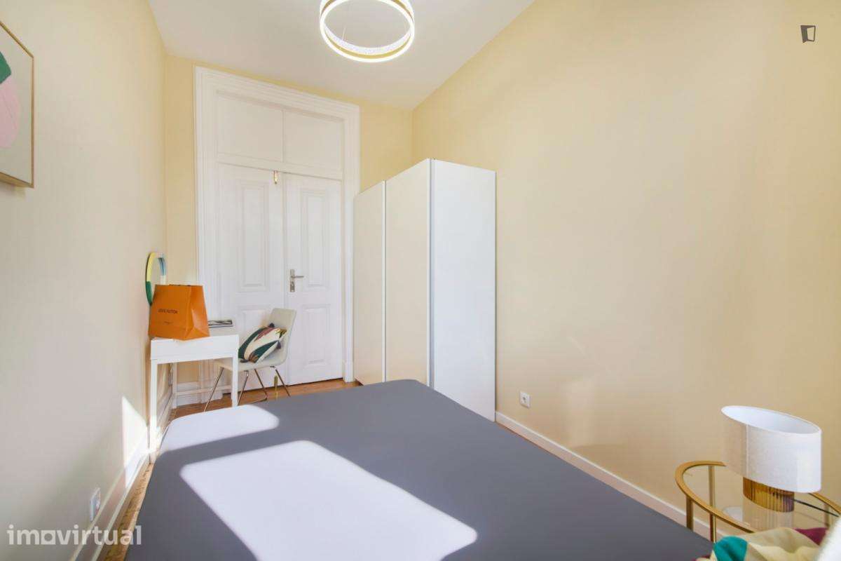 Quarto - localizado em Santos Lisbon - Grande imagem: 4/15