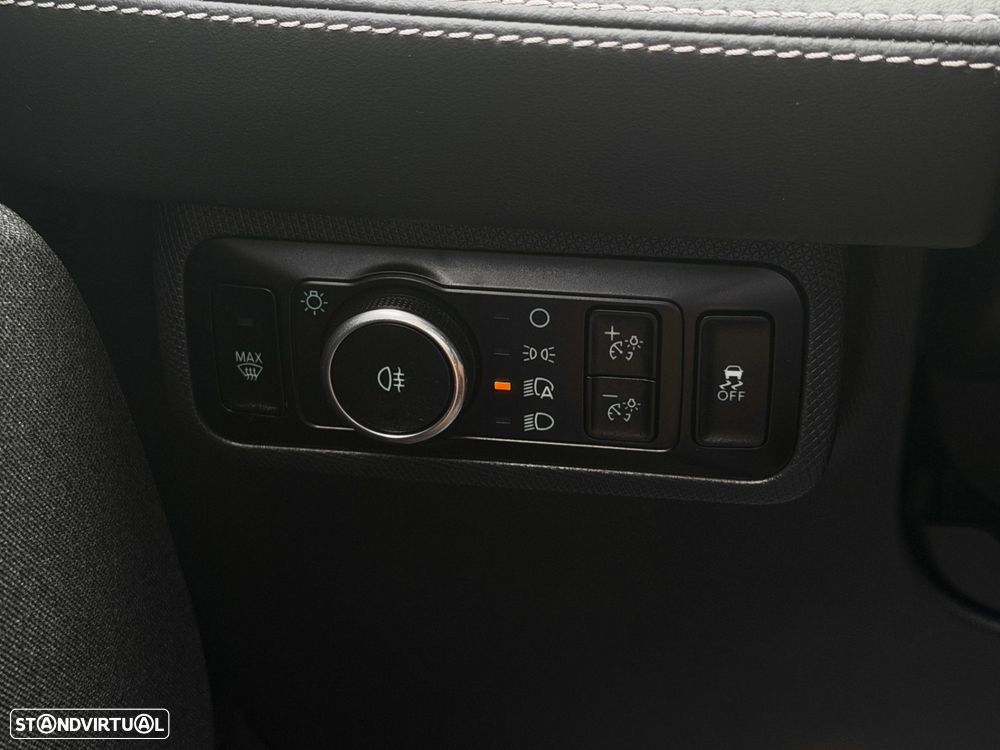 Ford Mustang Mach-E 75.7 kWh Base - 31