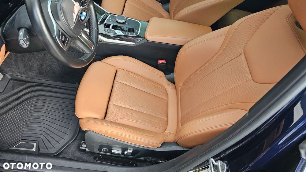 BMW Seria 3 330i GPF xDrive M Sport - 14