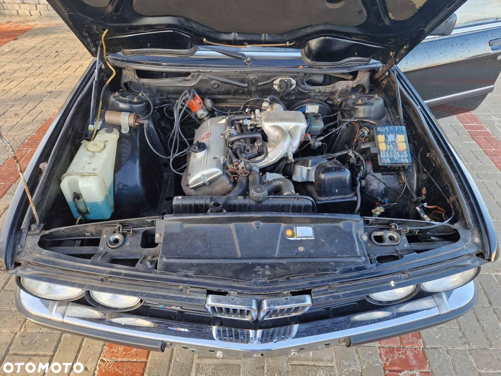 BMW Seria 5 518 i - 30
