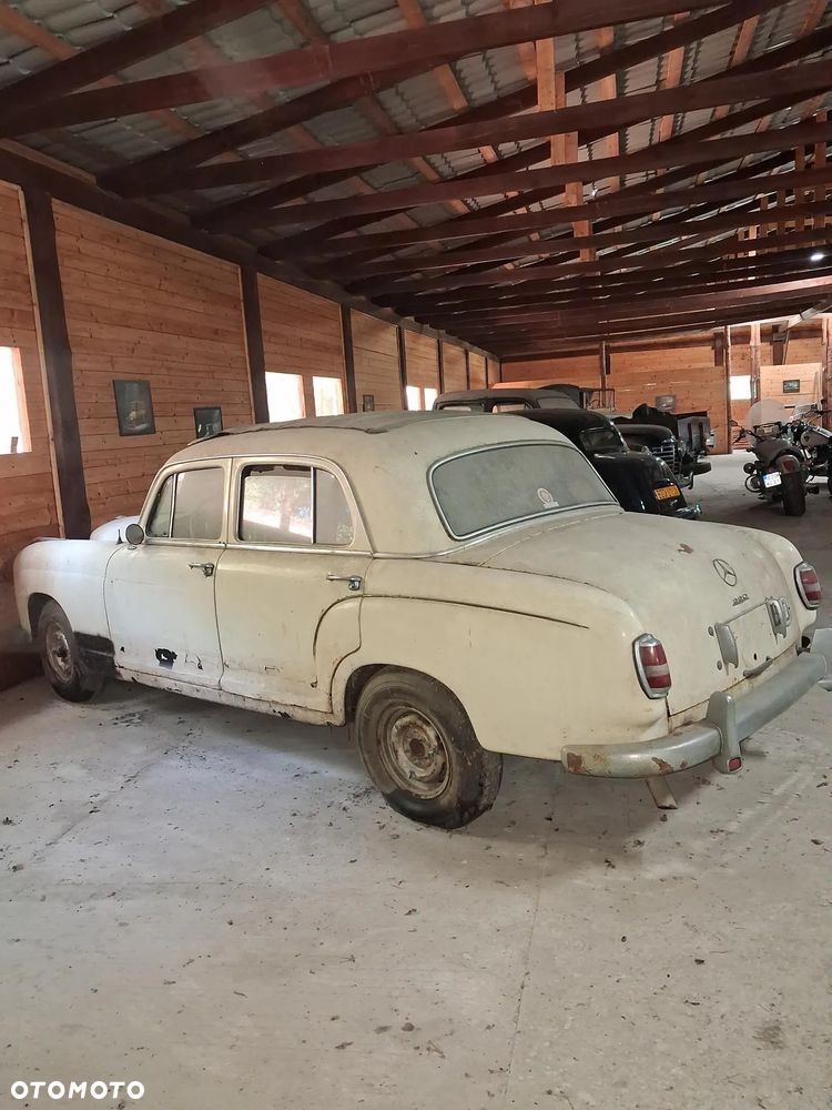 Mercedes-Benz Inny - 4