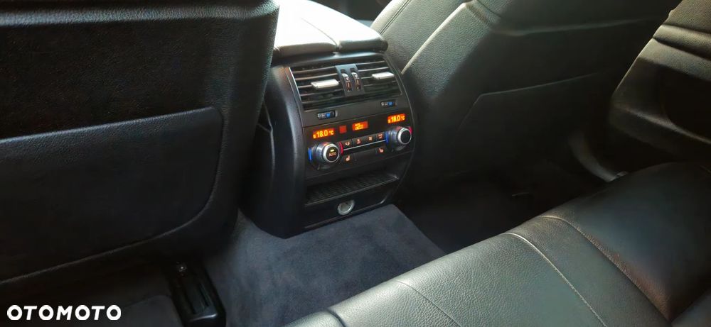 BMW Seria 5 520d Luxury Line - 14