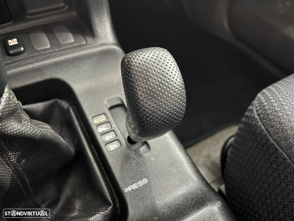 Mitsubishi Pajero 3.2 DI-D GLS ABS - 15