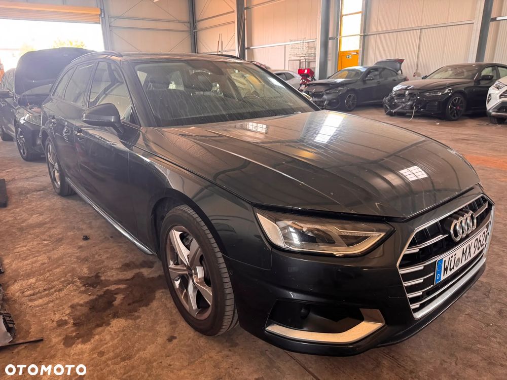 Audi A4 Avant 40 TFSI S tronic - 8
