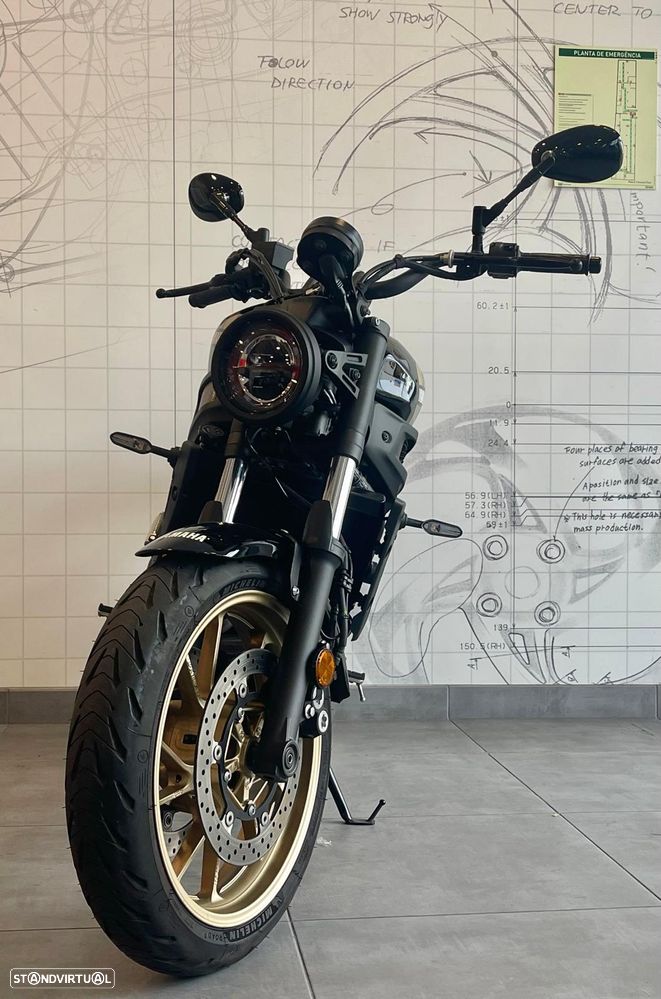 Yamaha XSR 700 - 2