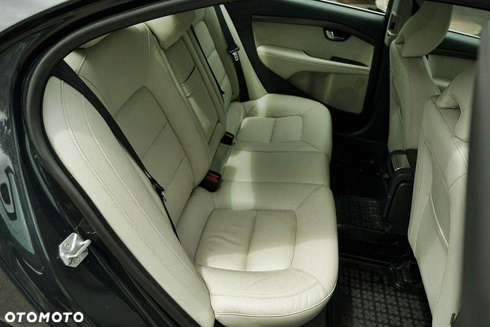 Volvo S80 - 14