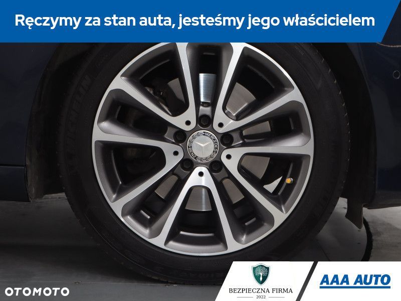 Mercedes-Benz Klasa E - 17