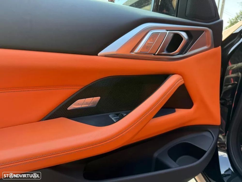 BMW M4 Competition Pack 50 anos M - 8