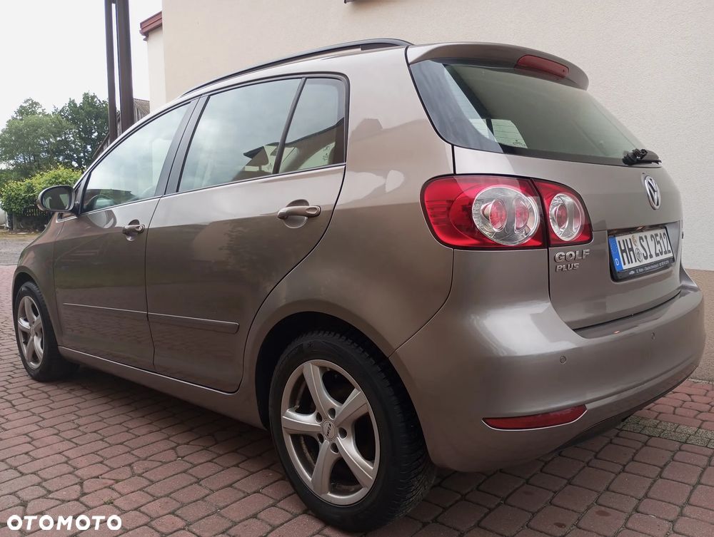 Volkswagen Golf Plus - 12