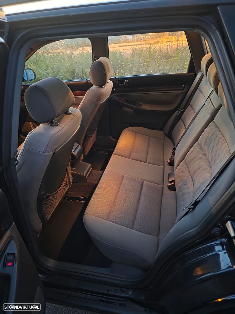 Audi A4 Avant 1.9 TDI Sport - 9
