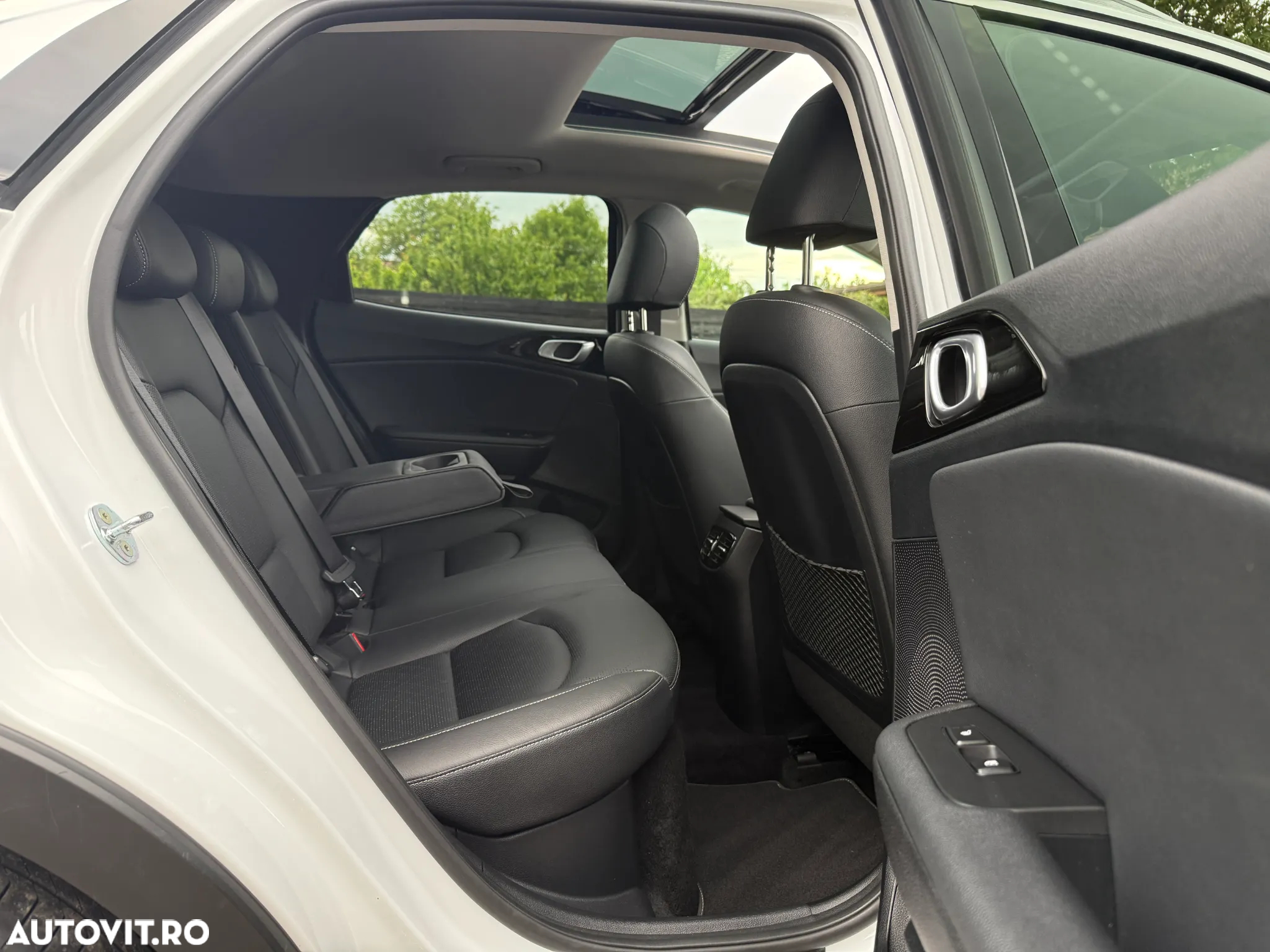 Kia XCeed 1.6 GDI DCT6 OPF Plug-in-Hybrid PLATINUM - 8