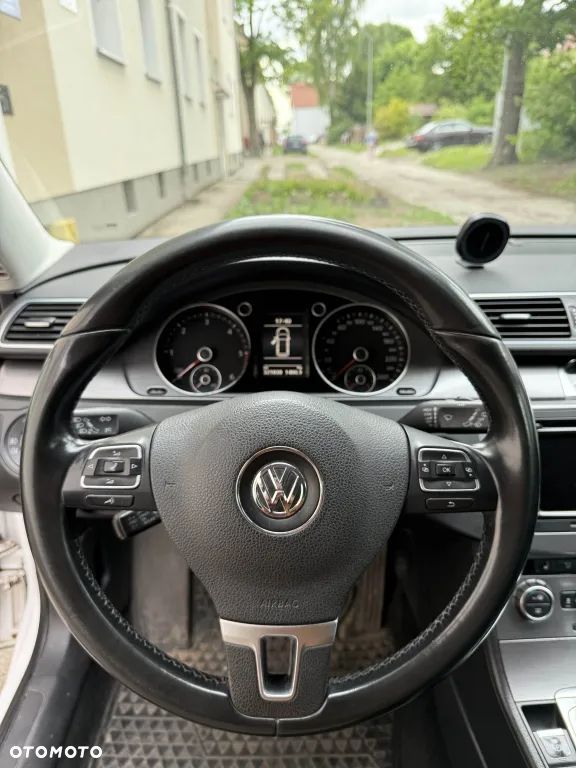 Volkswagen Passat Variant 2.0 TDI 4Mot Highline DSG - 12