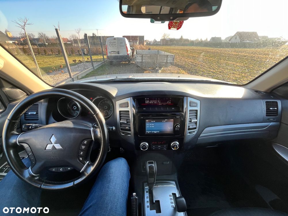 Mitsubishi Pajero 3.2 DI-D Automatik - 17