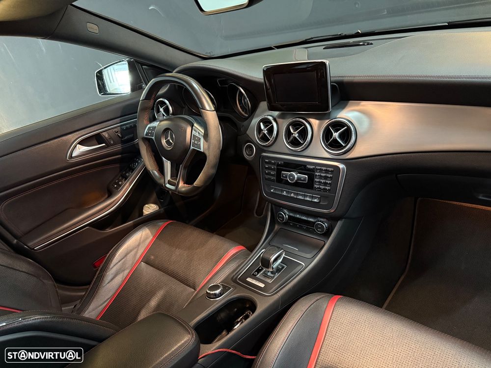 Mercedes-Benz CLA 45 AMG 4Matic 7G-DCT - 19