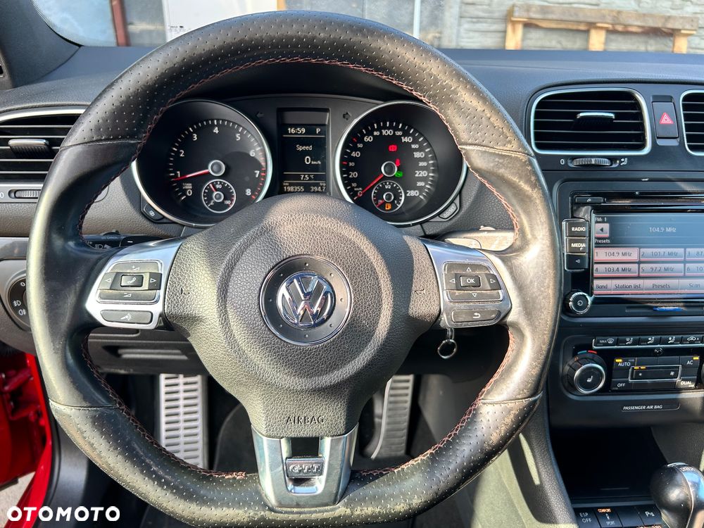 Volkswagen Golf - 12